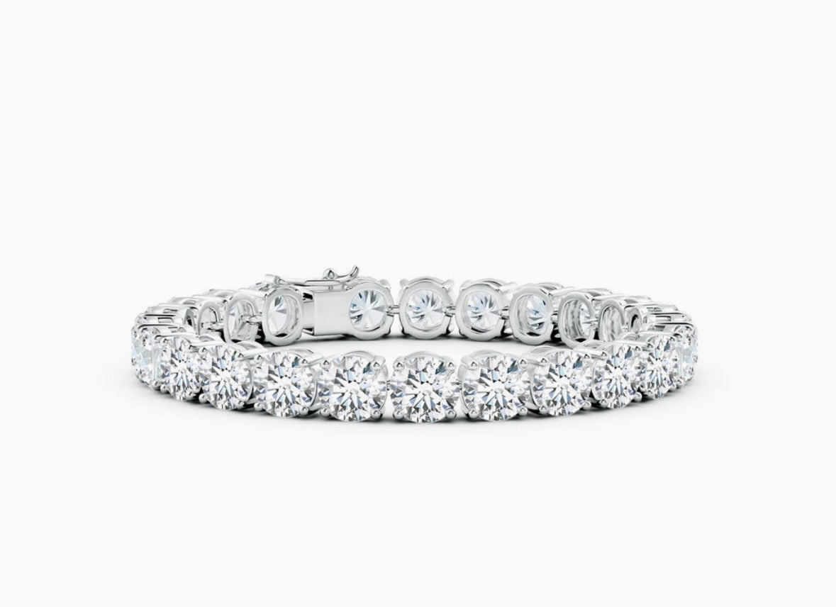 Klassisches lineares Tennisarmband mit Diamanten